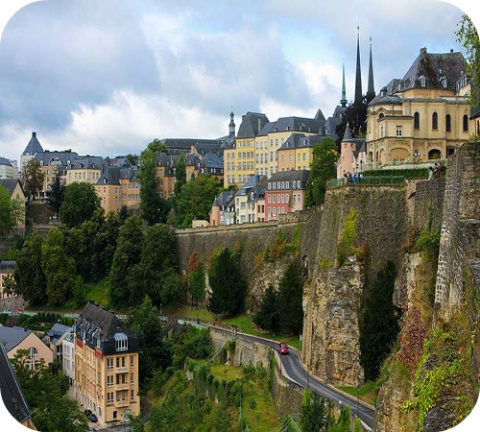les habitants du Grand-Duché de Luxembourg peuvent également appeler le Centre Antipoisons